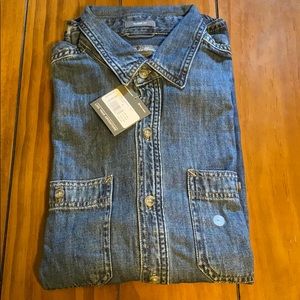 🆕 Eddie Bauer long Sleeve Denim Shirt Size M